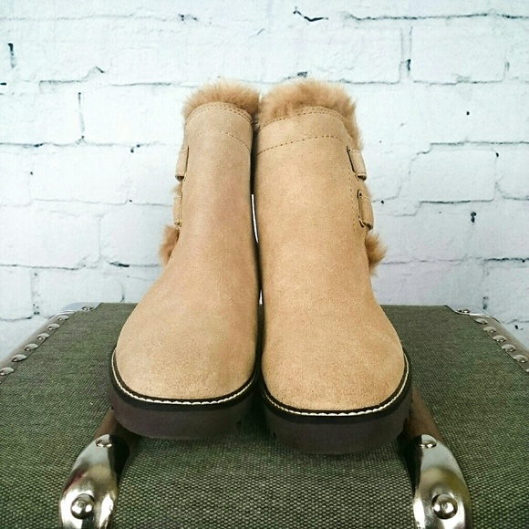 NIB Franco Sarto water resistant suede ankle boots - Picture 4 of 6